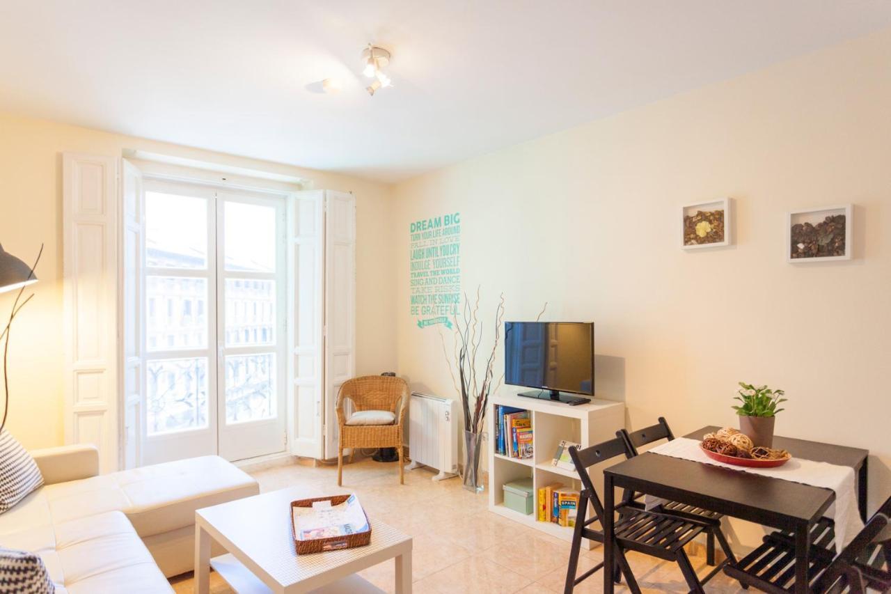 Boutique Apartments In The Heart Of マドリード エクステリア 写真