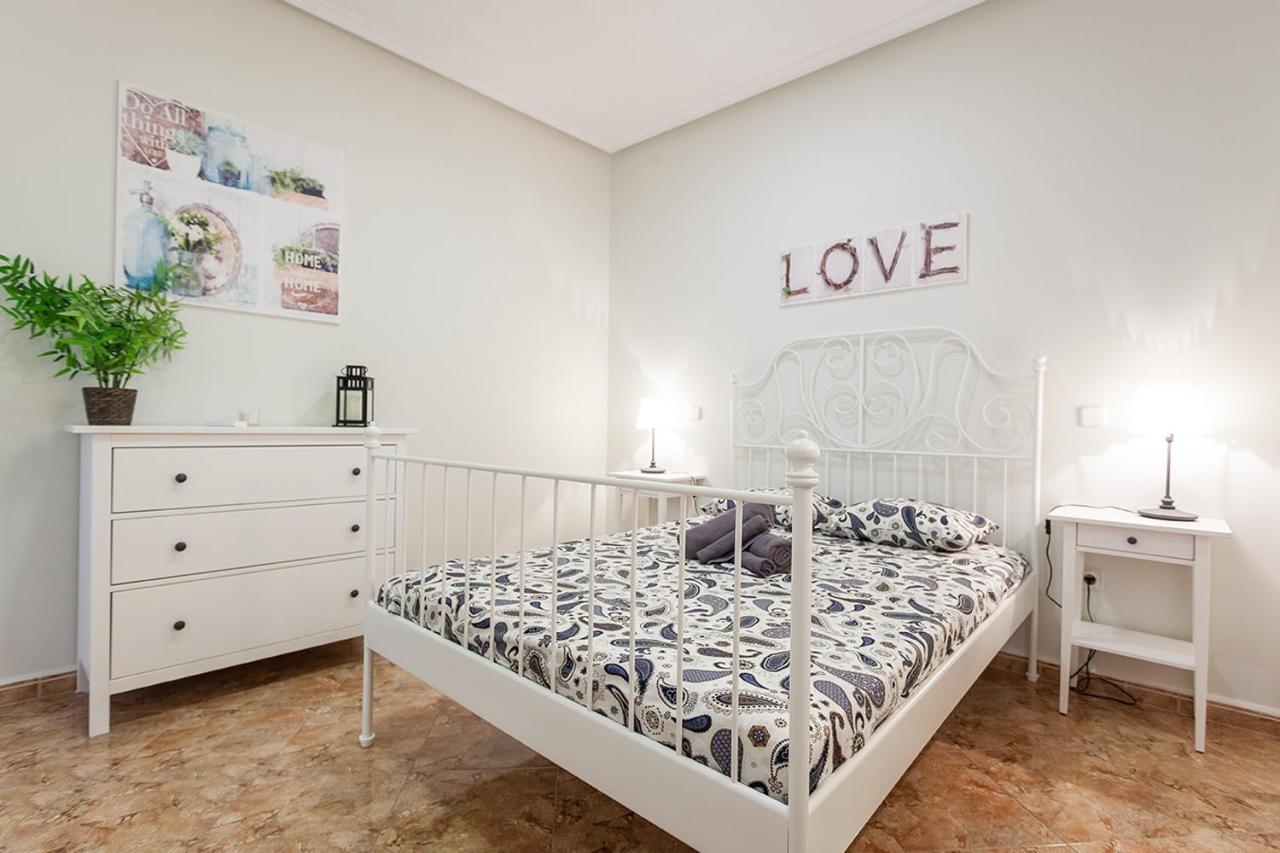 Boutique Apartments In The Heart Of マドリード エクステリア 写真