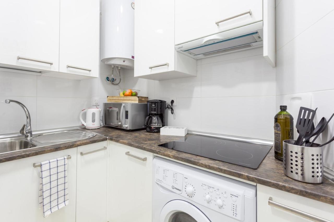 Boutique Apartments In The Heart Of マドリード エクステリア 写真